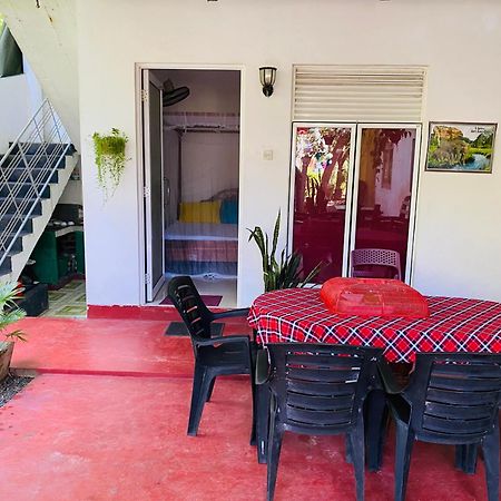 Little Mount Guest House Mirissa Exterior foto